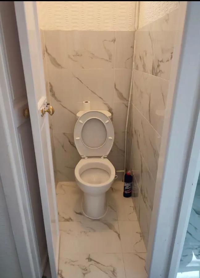 Sunrup Heathrow Apartman Feltham Kültér fotó